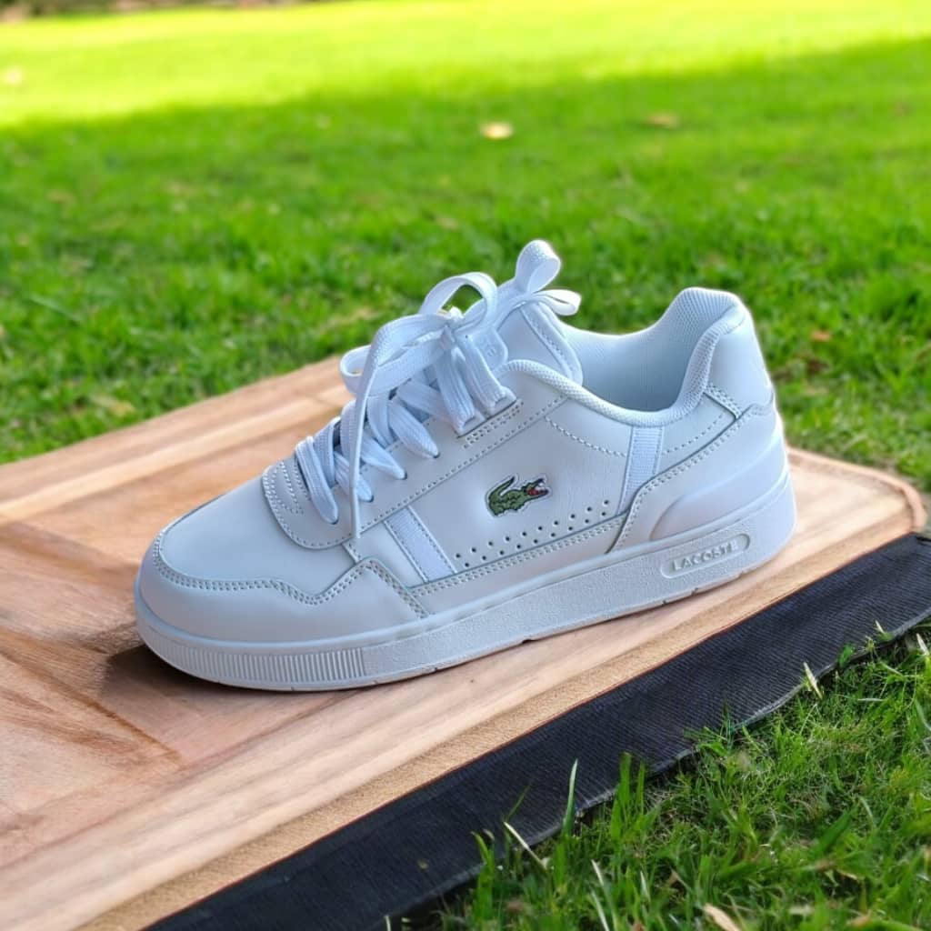 Lacoste  سبب التخفيض لايوجد كل المقاساتA 30% Lacoste Men's Game Advance - Image 5